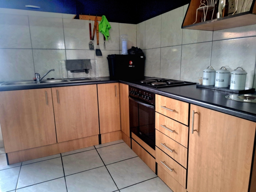 5 Bedroom Property for Sale in Miederpark North West